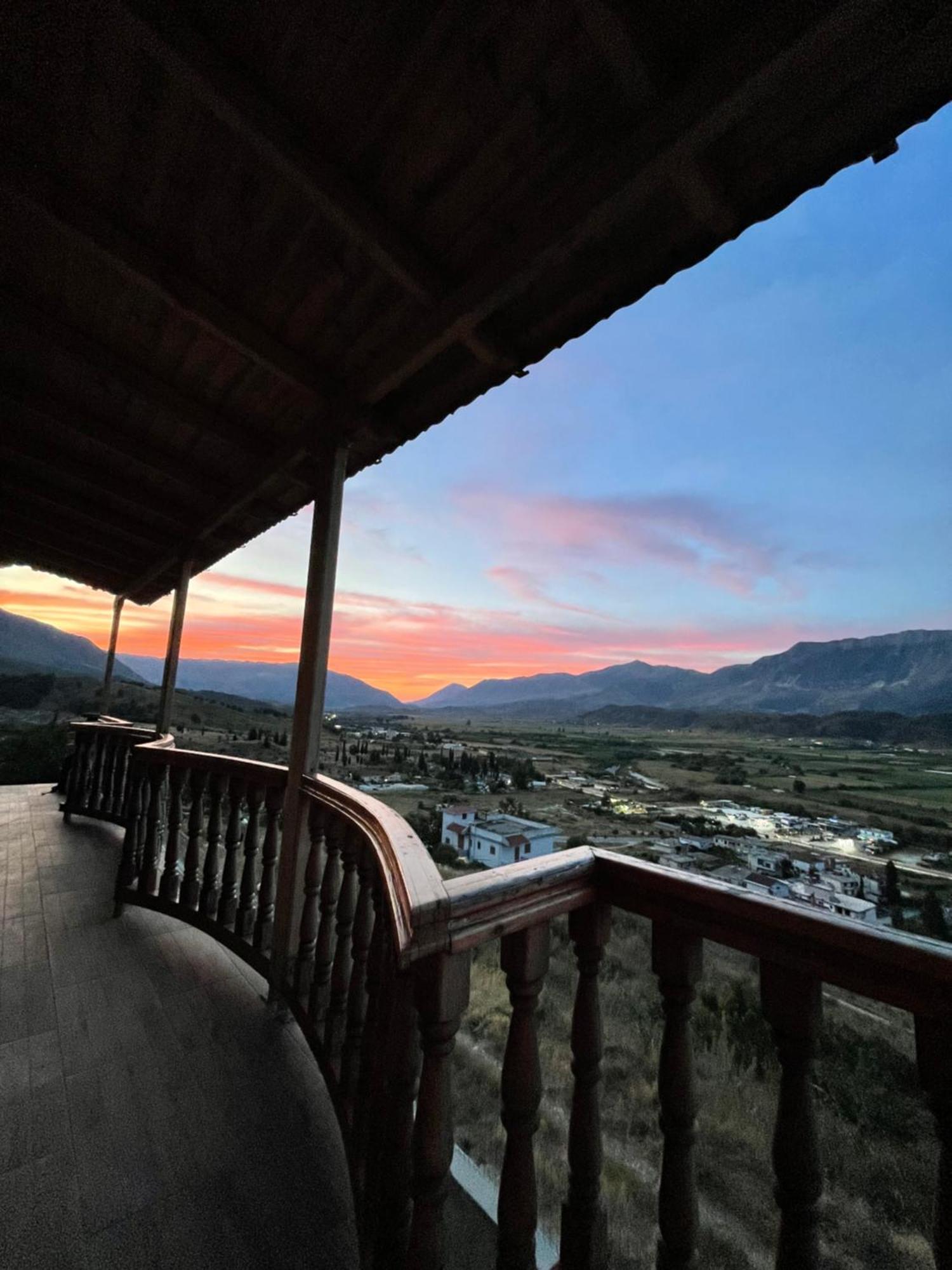 Elsa'S Villa Gjirokaster Luaran gambar