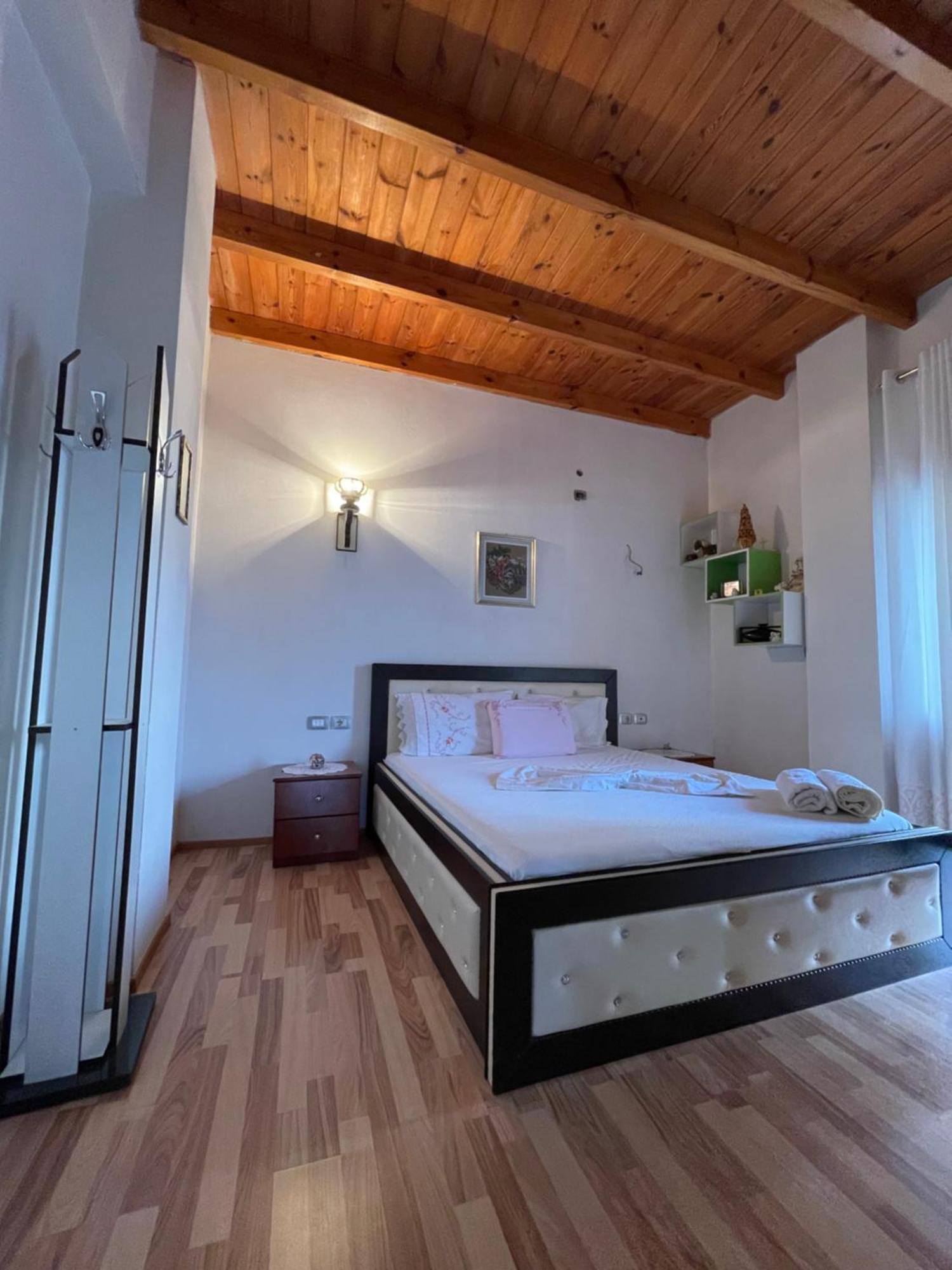 Elsa'S Villa Gjirokaster Luaran gambar