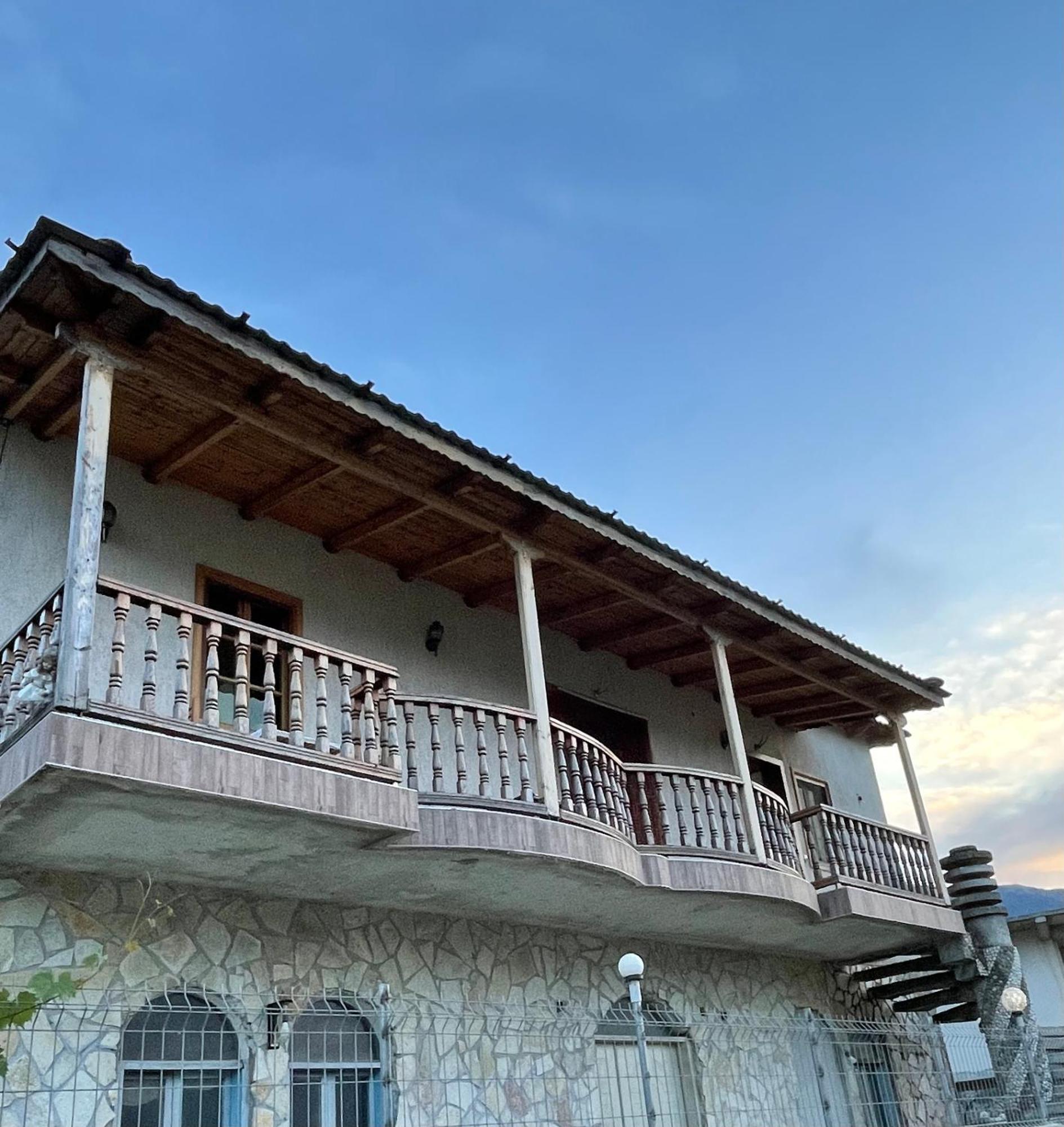 Elsa'S Villa Gjirokaster Luaran gambar
