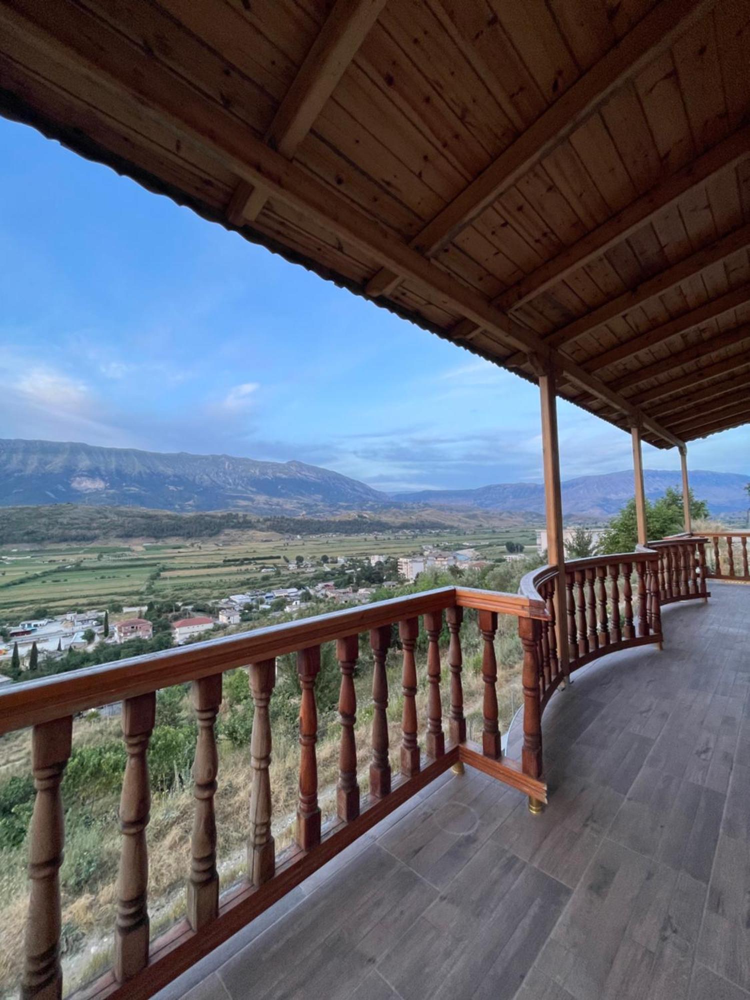 Elsa'S Villa Gjirokaster Luaran gambar